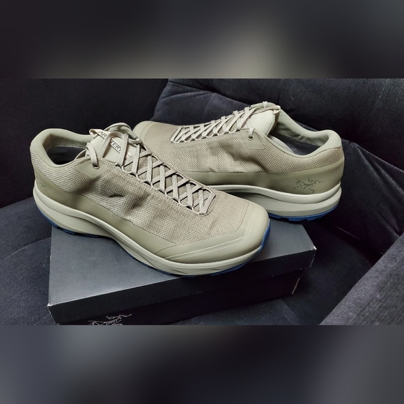 ARCTERYX°AERIOS•FL 2•GTX Hiking Shoes 👟 13M/14W - Picture 2 of 9